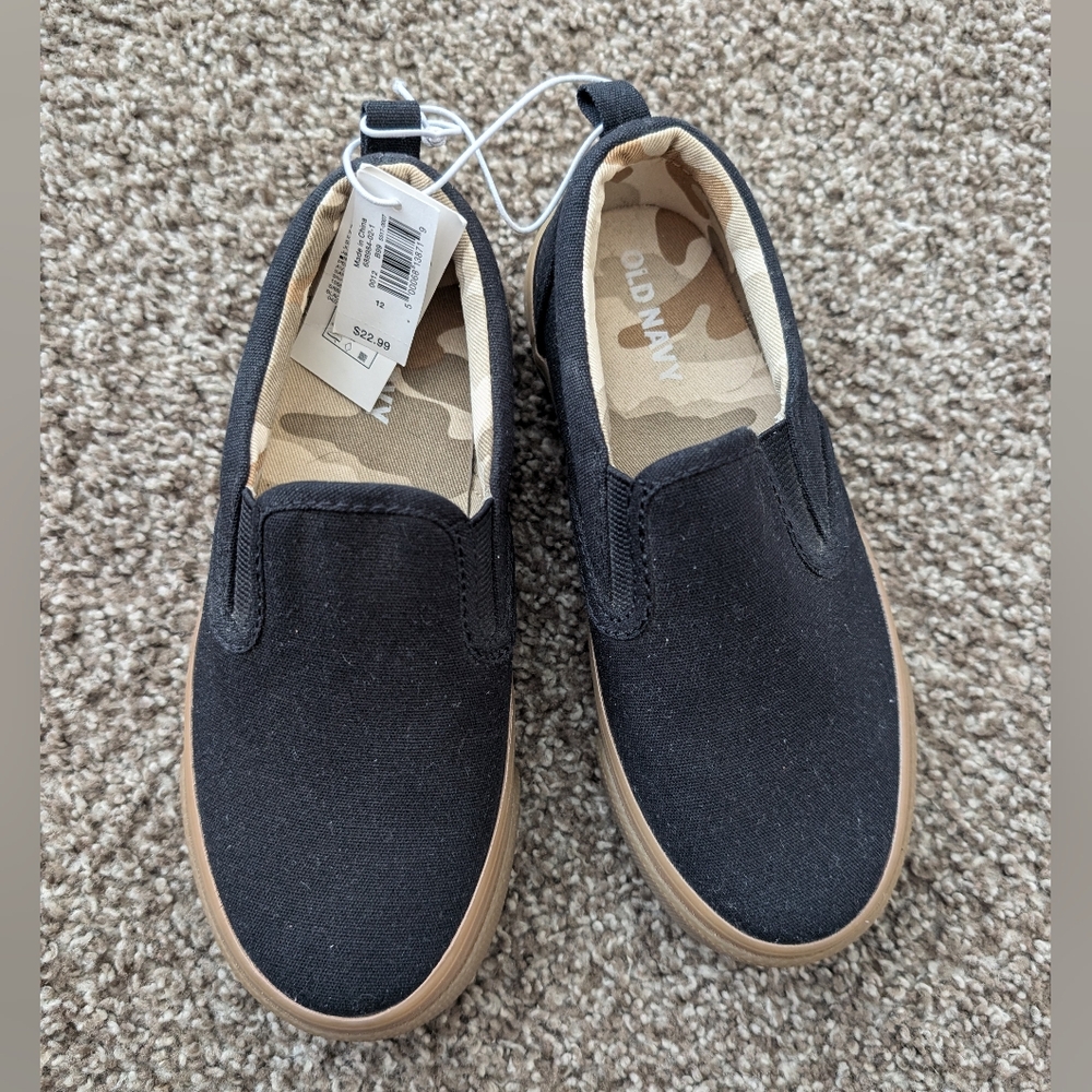 Old Navy Boys Slip on Shoes